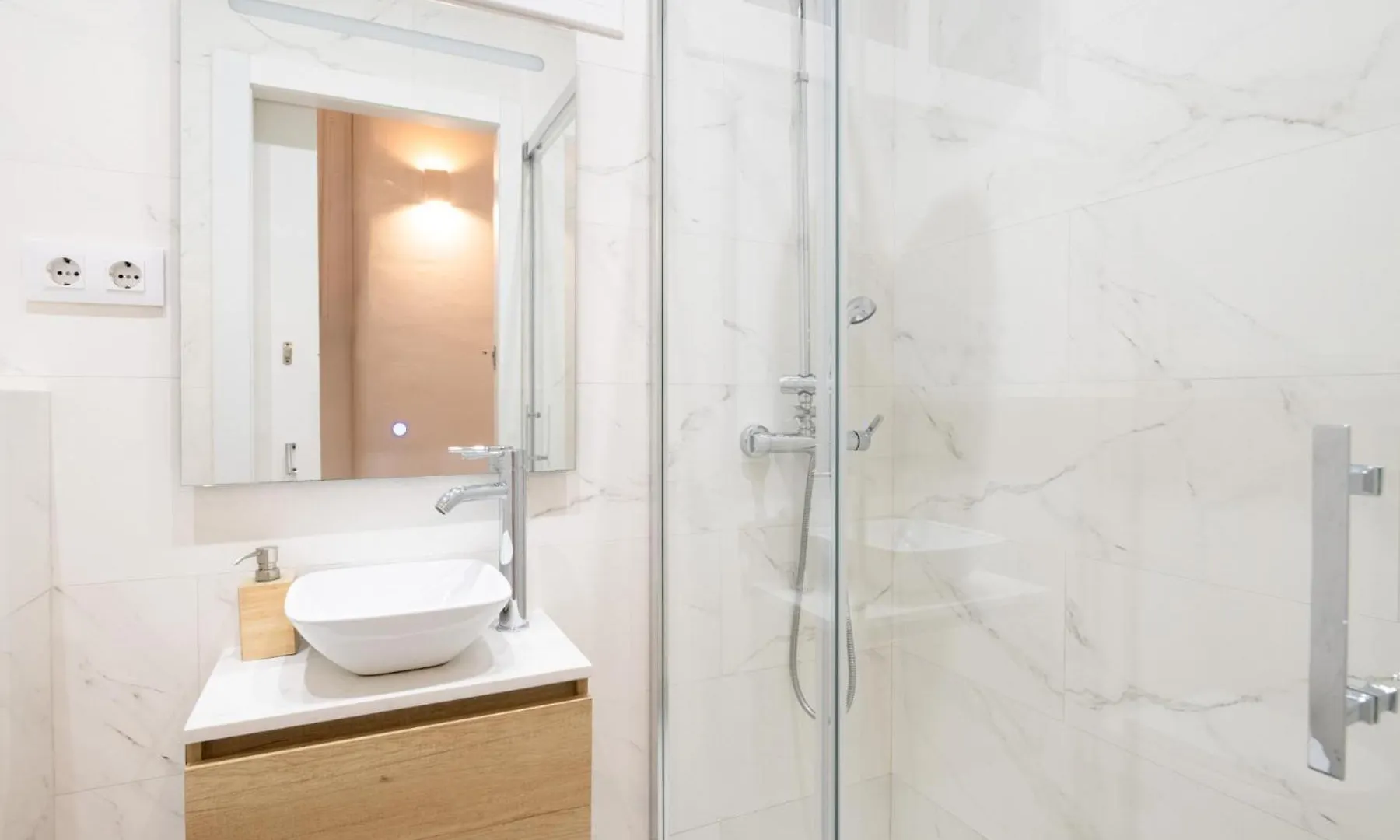 Sagrada Familia Comfy Apartment Barcelone